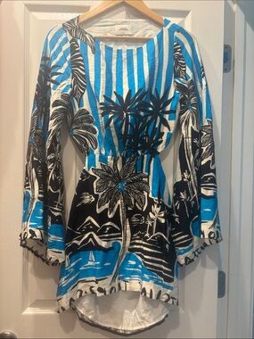 SEVEN WONDERS MINI OPEN BACK DRESS- size small NWOT